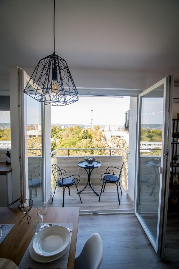 Sky Appartement Slavonski Brod Buitenkant foto