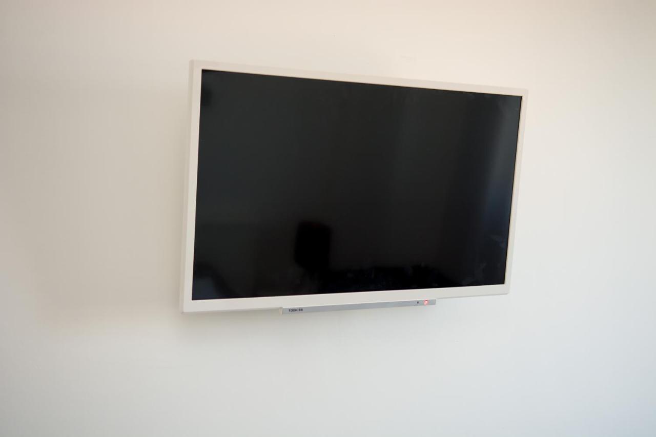 Sky Appartement Slavonski Brod Buitenkant foto
