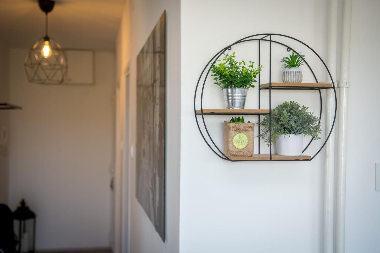 Sky Appartement Slavonski Brod Buitenkant foto